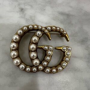 Gucci GG Marmont Pearl Brooch